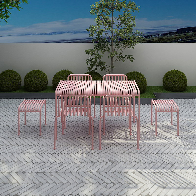 Roze smeedijzeren tuinmeubelse - Outdoor Furniture Ofo recensie en prijs